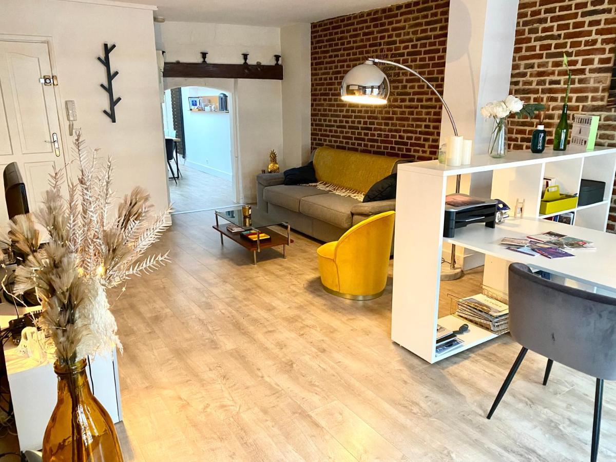 Appartement Heloise, Le Charme Du Vieux-Lila Exterior foto